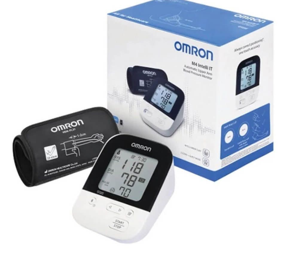 جهاز قياس ضغط الدم المنزلى ( ديجيتال ) ماركة اومرون Omron M4 Intelli IT فيتنامى الصنع مستورد ضمان 5 سنوات - الصورة 2
